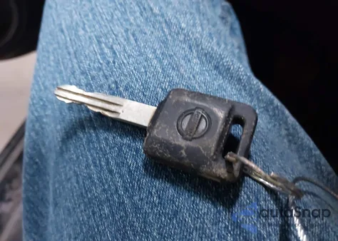 2015 Nissan Versa 1.6 S+ from USA, damaged, VIN 3N1CN7AP4FL879231